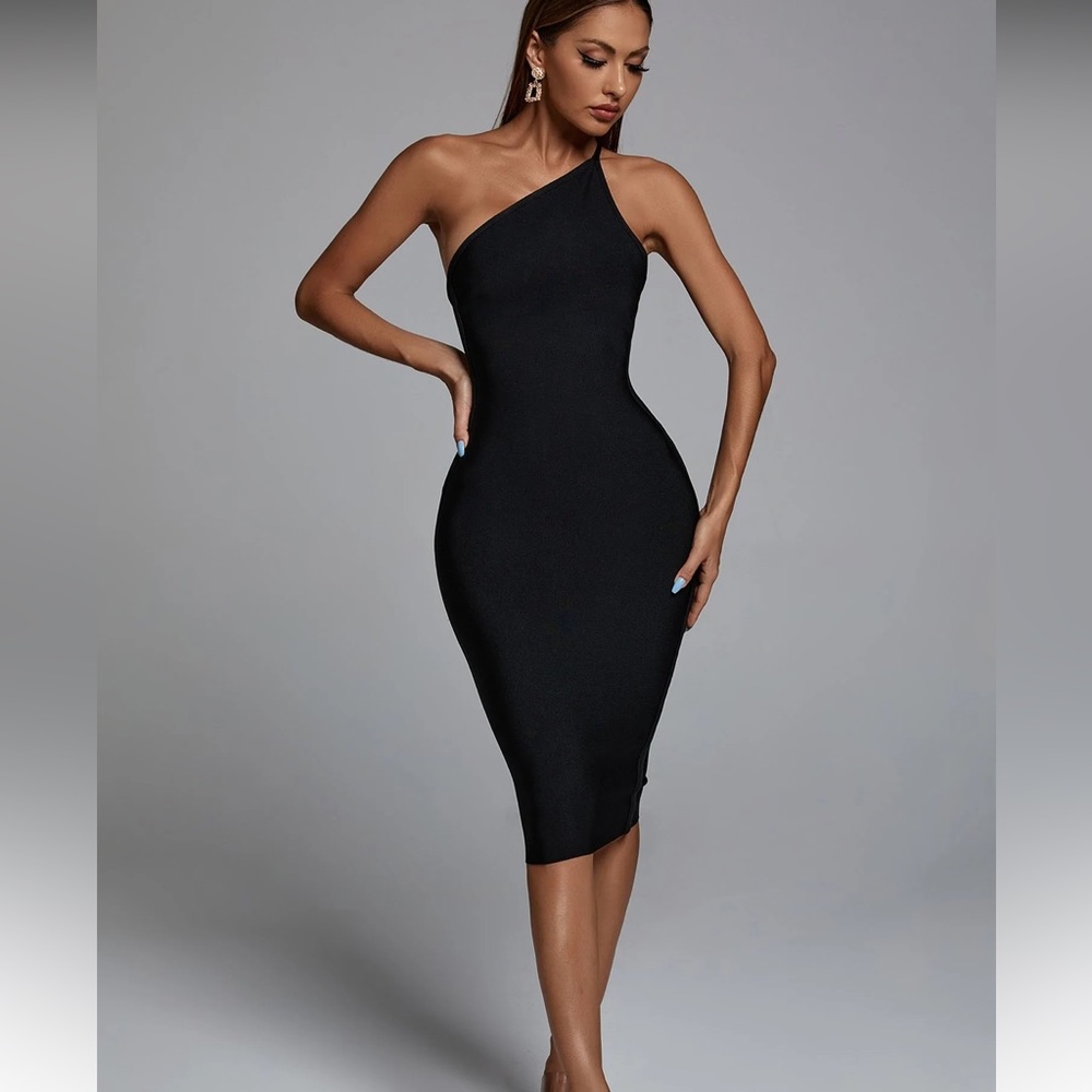 Beautiful body con evening dress